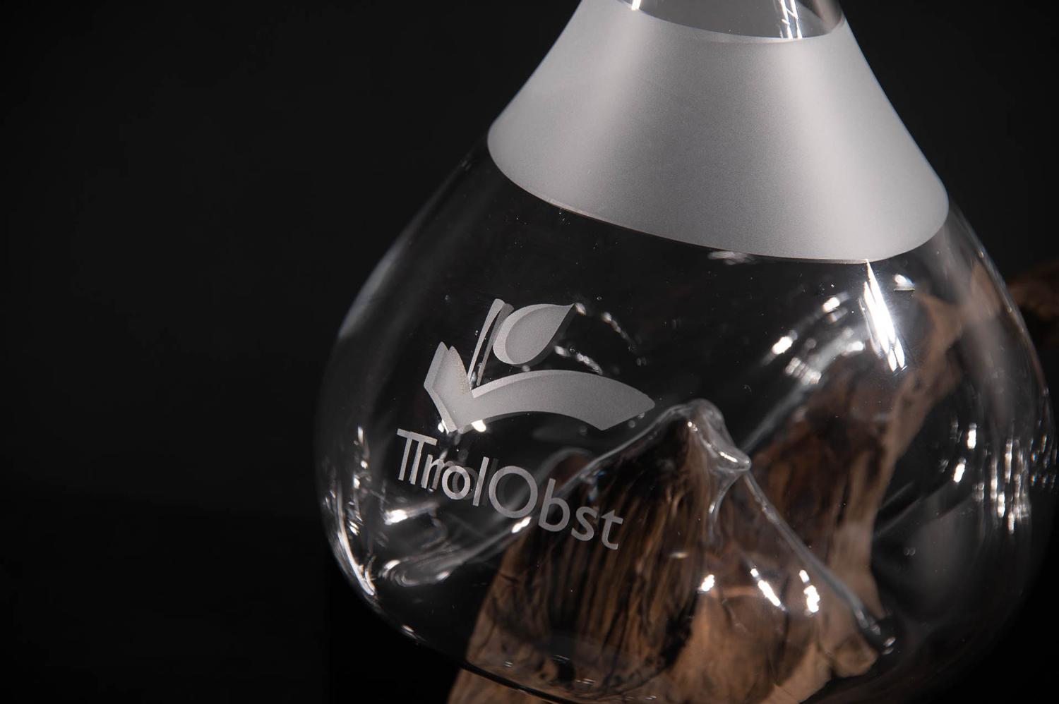 Wurzelrebell-Jubilaeumsgeschenk-Ehrengabe-Unikat-1024-4024